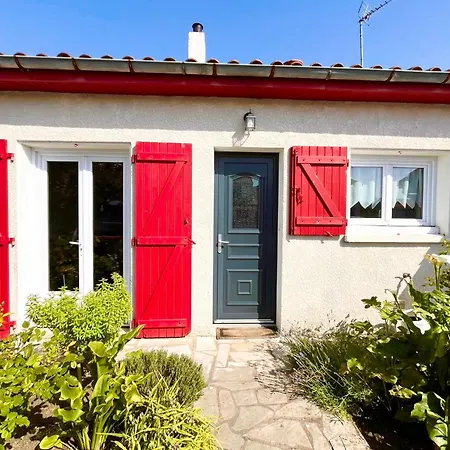 La Paillotte, Jardin & Wifi Holiday home *